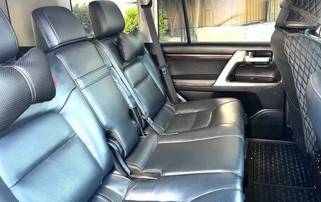 Toyota Land Cruiser 200, 2015 год, 4 870 000 рублей, 8 фотография