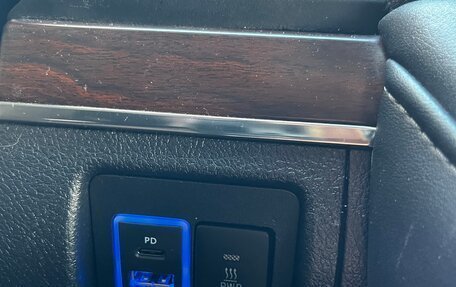 Toyota Land Cruiser 200, 2015 год, 4 870 000 рублей, 17 фотография