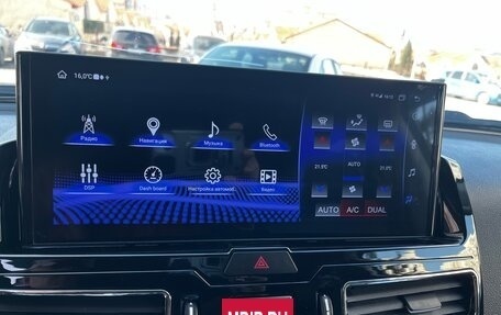 Toyota Land Cruiser 200, 2015 год, 4 870 000 рублей, 21 фотография