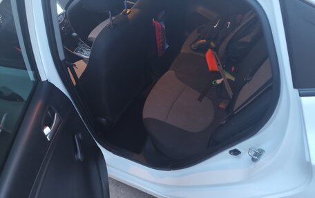 Hyundai Solaris II рестайлинг, 2013 год, 750 000 рублей, 4 фотография