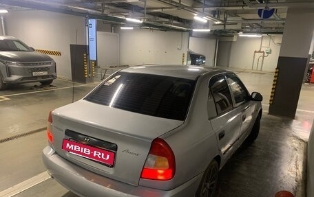 Hyundai Accent II, 2004 год, 250 000 рублей, 2 фотография
