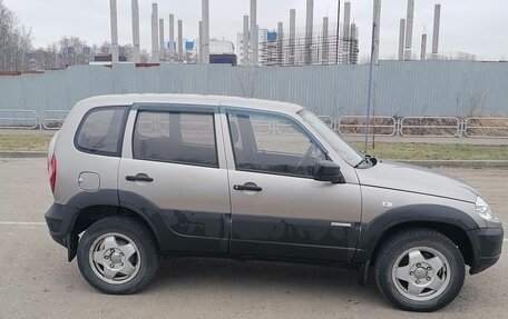Chevrolet Niva I рестайлинг, 2013 год, 365 000 рублей, 2 фотография