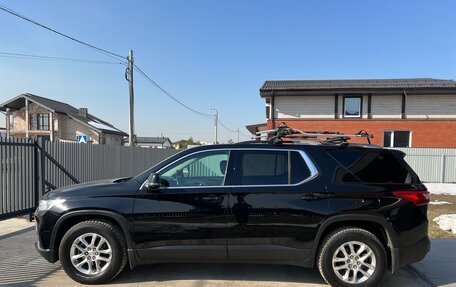 Chevrolet Traverse II, 2018 год, 3 300 000 рублей, 3 фотография