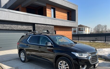 Chevrolet Traverse II, 2018 год, 3 300 000 рублей, 6 фотография