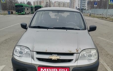 Chevrolet Niva I рестайлинг, 2013 год, 365 000 рублей, 3 фотография