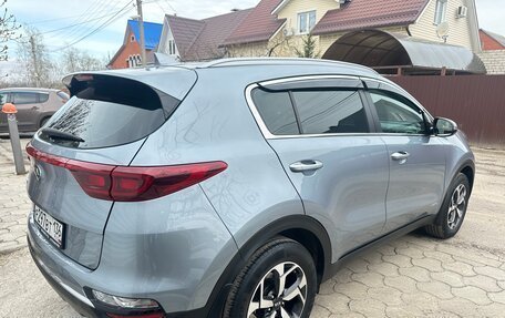 KIA Sportage IV рестайлинг, 2020 год, 2 575 000 рублей, 4 фотография