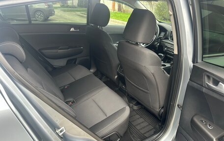 KIA Sportage IV рестайлинг, 2020 год, 2 575 000 рублей, 10 фотография