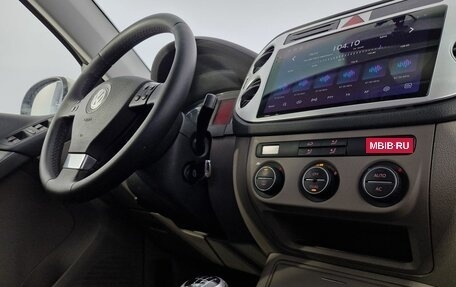 Volkswagen Tiguan I, 2008 год, 720 000 рублей, 24 фотография