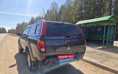 Mitsubishi L200 IV рестайлинг, 2013 год, 1 599 999 рублей, 3 фотография