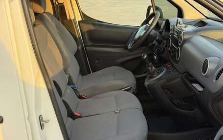 Peugeot Partner II рестайлинг 2, 2015 год, 880 000 рублей, 13 фотография