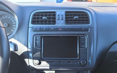 Volkswagen Polo VI (EU Market), 2018 год, 1 300 000 рублей, 7 фотография