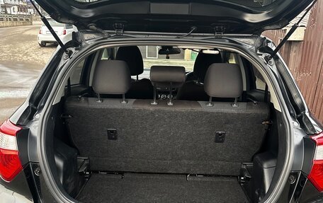 Toyota Vitz, 2018 год, 990 000 рублей, 4 фотография