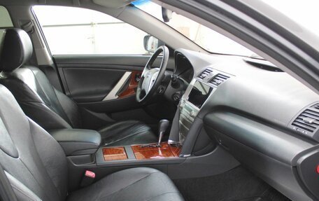 Toyota Camry, 2008 год, 975 000 рублей, 10 фотография