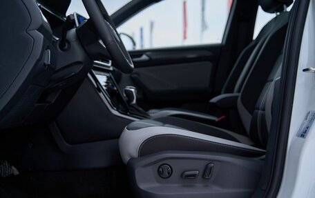 Volkswagen T-Roc I, 2025 год, 3 249 900 рублей, 18 фотография