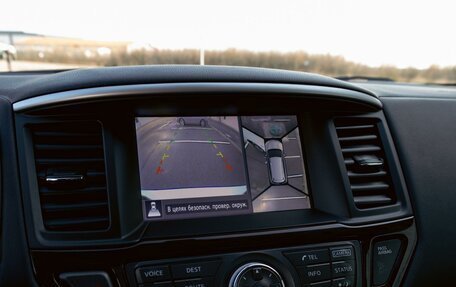 Nissan Pathfinder, 2016 год, 1 685 000 рублей, 14 фотография