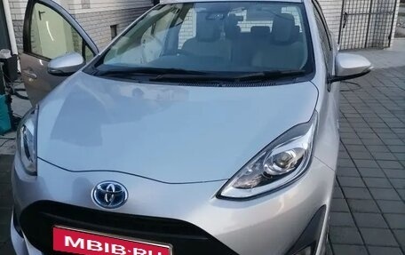 Toyota Aqua I, 2018 год, 1 200 000 рублей, 1 фотография