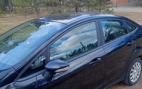 Ford Fiesta, 2015 год, 850 000 рублей, 9 фотография