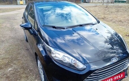 Ford Fiesta, 2015 год, 850 000 рублей, 6 фотография