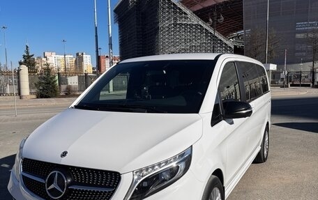 Mercedes-Benz V-Класс, 2021 год, 7 700 000 рублей, 2 фотография