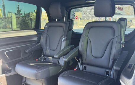 Mercedes-Benz V-Класс, 2021 год, 7 700 000 рублей, 18 фотография