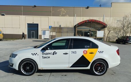 Skoda Rapid I, 2015 год, 750 000 рублей, 2 фотография