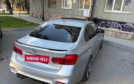 BMW 3 серия, 2018 год, 3 100 000 рублей, 3 фотография