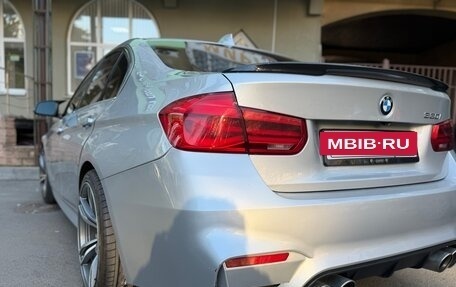 BMW 3 серия, 2018 год, 3 100 000 рублей, 4 фотография