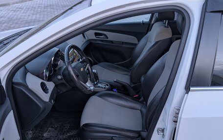 Chevrolet Cruze II, 2013 год, 900 000 рублей, 3 фотография