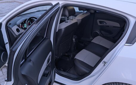 Chevrolet Cruze II, 2013 год, 900 000 рублей, 5 фотография