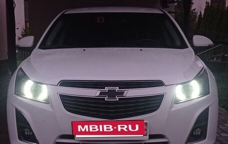 Chevrolet Cruze II, 2013 год, 900 000 рублей, 33 фотография