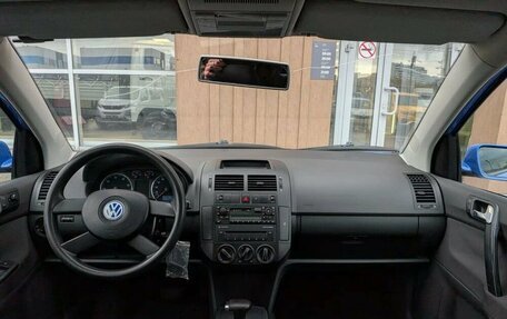 Volkswagen Polo IV рестайлинг, 2002 год, 380 000 рублей, 7 фотография