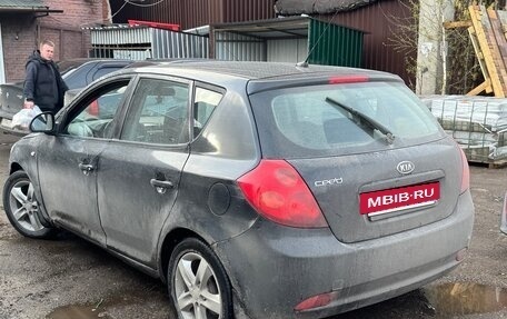 KIA cee'd I рестайлинг, 2009 год, 270 000 рублей, 2 фотография