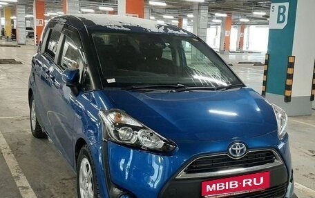 Toyota Sienta II, 2017 год, 1 200 000 рублей, 11 фотография