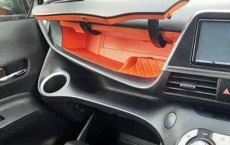 Toyota Sienta II, 2017 год, 1 200 000 рублей, 9 фотография