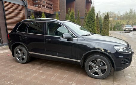 Volkswagen Touareg III, 2010 год, 1 850 000 рублей, 4 фотография