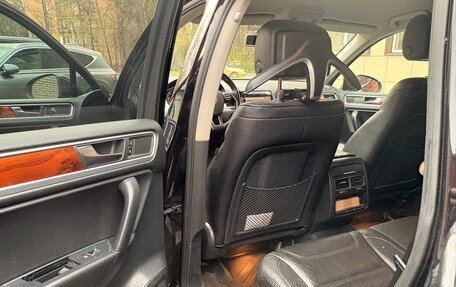 Volkswagen Touareg III, 2010 год, 1 850 000 рублей, 10 фотография