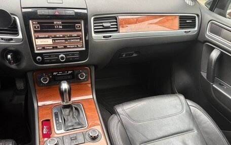 Volkswagen Touareg III, 2010 год, 1 850 000 рублей, 7 фотография