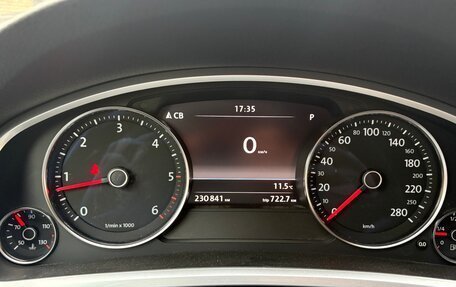 Volkswagen Touareg III, 2010 год, 1 850 000 рублей, 12 фотография