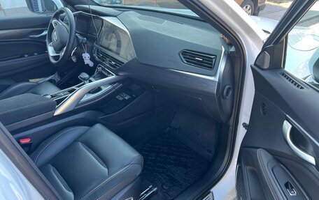 Geely Tugella FY11, 2024 год, 3 800 000 рублей, 8 фотография