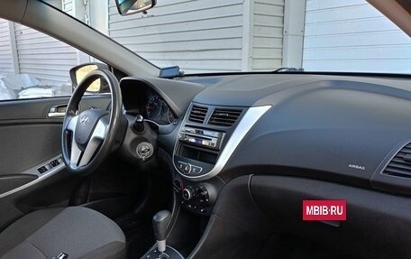 Hyundai Solaris II рестайлинг, 2013 год, 888 000 рублей, 12 фотография