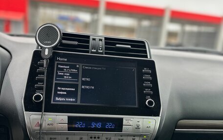 Toyota Land Cruiser Prado 150 рестайлинг 2, 2020 год, 7 300 000 рублей, 9 фотография