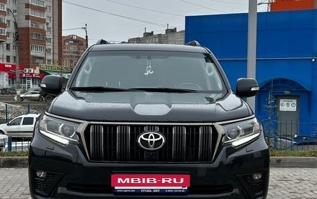 Toyota Land Cruiser Prado 150 рестайлинг 2, 2020 год, 7 300 000 рублей, 2 фотография