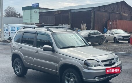 Chevrolet Niva I рестайлинг, 2012 год, 610 000 рублей, 4 фотография