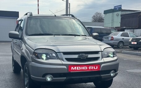 Chevrolet Niva I рестайлинг, 2012 год, 610 000 рублей, 5 фотография