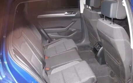 Volkswagen Passat B8 рестайлинг, 2023 год, 2 342 000 рублей, 8 фотография