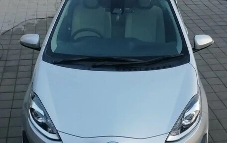 Toyota Aqua I, 2018 год, 1 200 000 рублей, 2 фотография