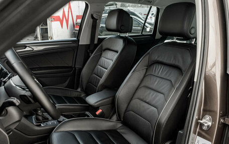 Volkswagen Tiguan II, 2018 год, 2 785 000 рублей, 12 фотография