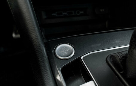 Volkswagen Tiguan II, 2018 год, 2 785 000 рублей, 25 фотография