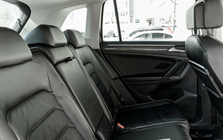 Volkswagen Tiguan II, 2018 год, 2 785 000 рублей, 26 фотография