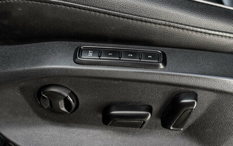 Volkswagen Tiguan II, 2018 год, 2 785 000 рублей, 27 фотография